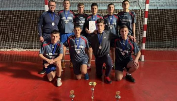 Učenici OŠ „Desanka Maksimović“ iz Čelopeka osvojili drugo mjesto na regionalnom rukometnom takmičenju