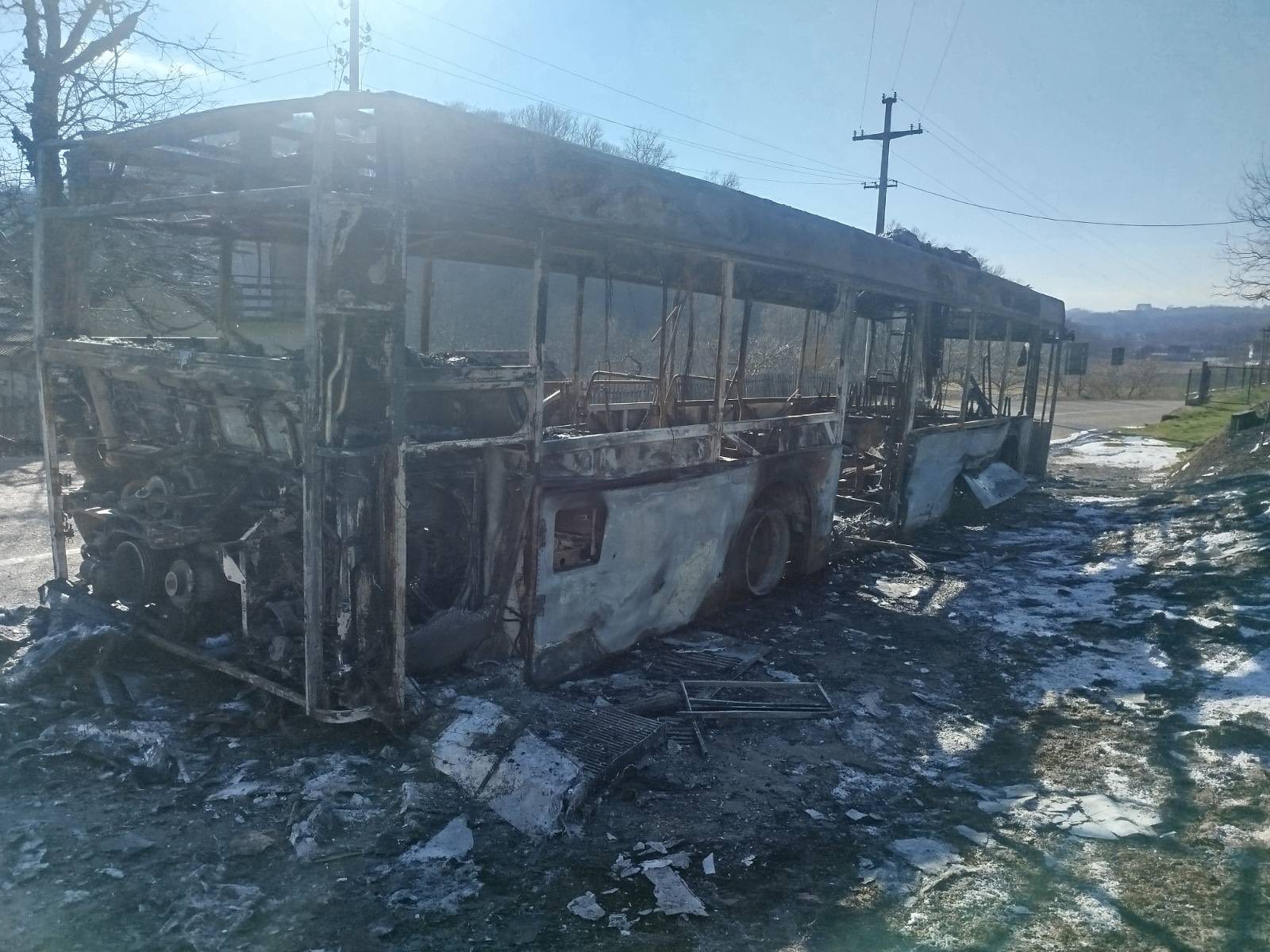Autobus izgorio u potpunosti u okolini Loznice (FOTO)