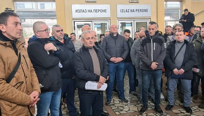 Radnici “Željeznica RS” najavili štrajk: Glavni zahtjev su veće plate