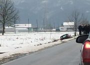 Automobil izletio sa magistralnog puta Zvornik-Bijeljina u Čelopeku (FOTO)