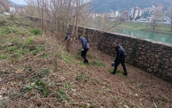 Članovi PSU Zvornik uljepšali: Uređena gradska kapija