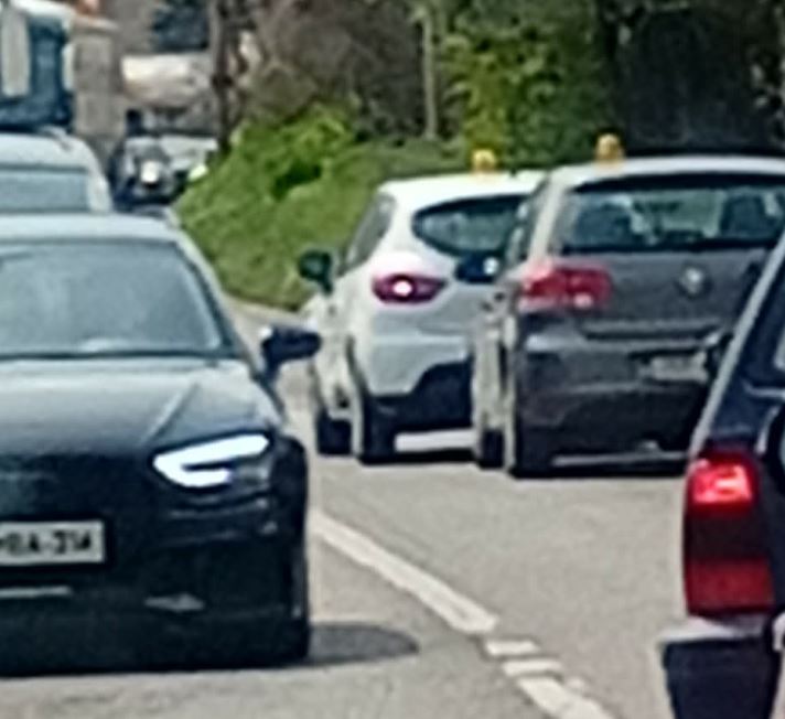 Saobraćajna nezgoda u Meterizama prouzrokovala kilometarske kolone (FOTO)