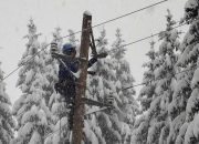 Otklonjeni kvarovi u Drinjači, teški uslovi usporavaju radove u Liješnju, bez vode korisnici u naselju Divič (FOTO)