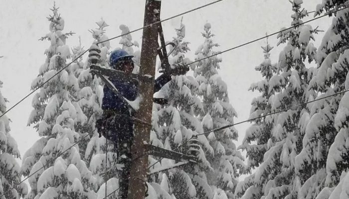 Otklonjeni kvarovi u Drinjači, teški uslovi usporavaju radove u Liješnju, bez vode korisnici u naselju Divič (FOTO)