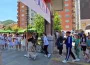 Poziv za prijavu porodica domaćina u okviru programa „Spojimo djecu Кosova i Metohije i Republike Srpske“