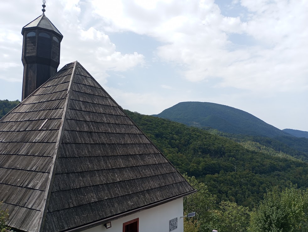 Snimak iz zraka: Kušlat džamija na stijeni visokoj 500 metara prkosi vremenu (VIDEO)
