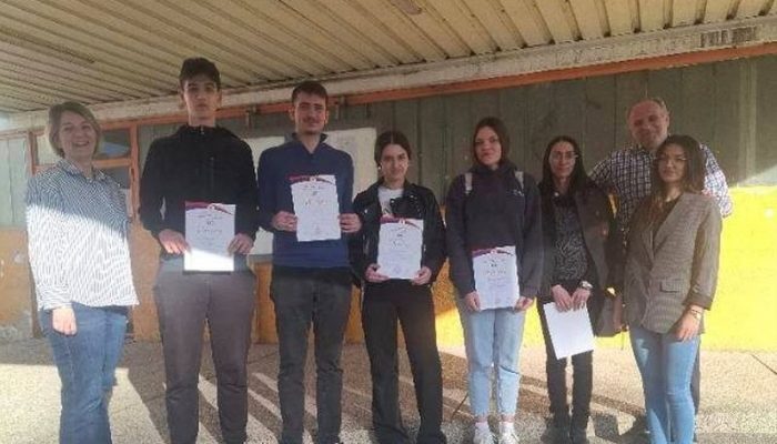 Zvornički srednjoškolci odlični na regionalnom takmičenju iz matematike i fizike