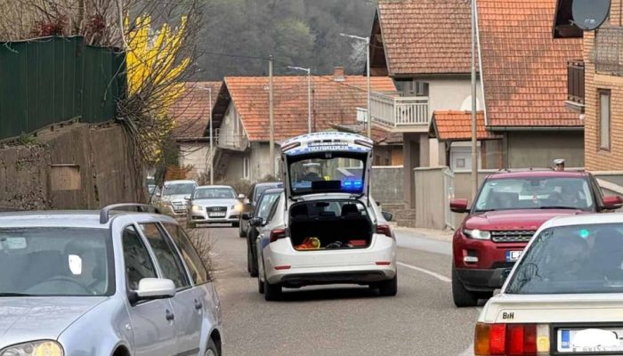 Usporeno odvijanje saobraćaja kod Diviča zbog saobraćajne nezgode (FOTO)