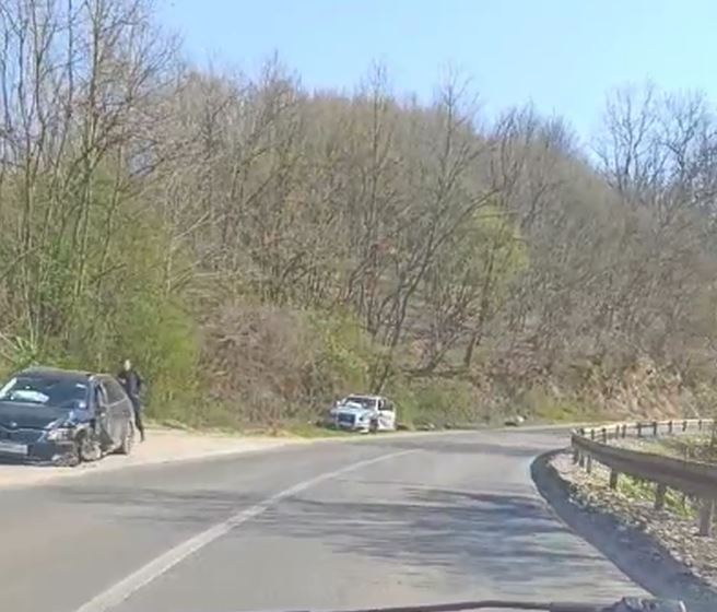 Saobraćajna nezgoda u kanjonu Hoče između Glumine i Jardana: Jedno lice povrijeđeno (FOTO)