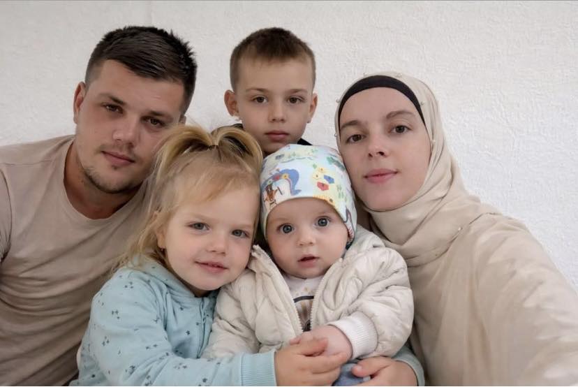 Akcija za porodicu Smajlović uspješno završena: Donator iz Zvornika obezbijedio sav materijal