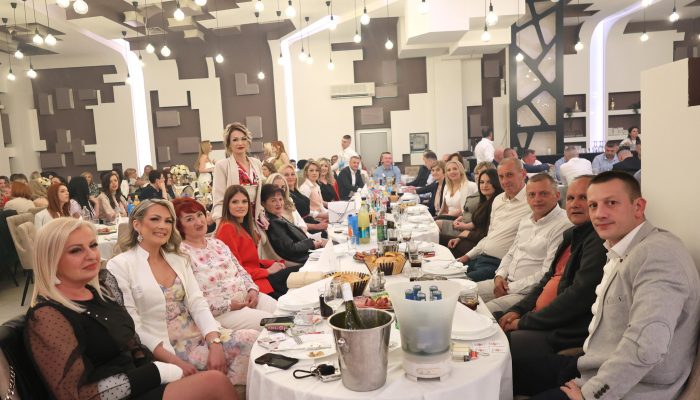 Bijelo veče zdravstvenih radnika – Veče zajedništva, zahvalnosti i poštovanja