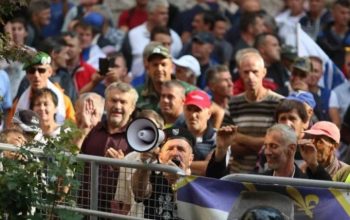 Demobilisani borci koji odu u penziju sa 15 godina staža i 65 godina života imat će penziju 434 KM, umjesto 666 KM