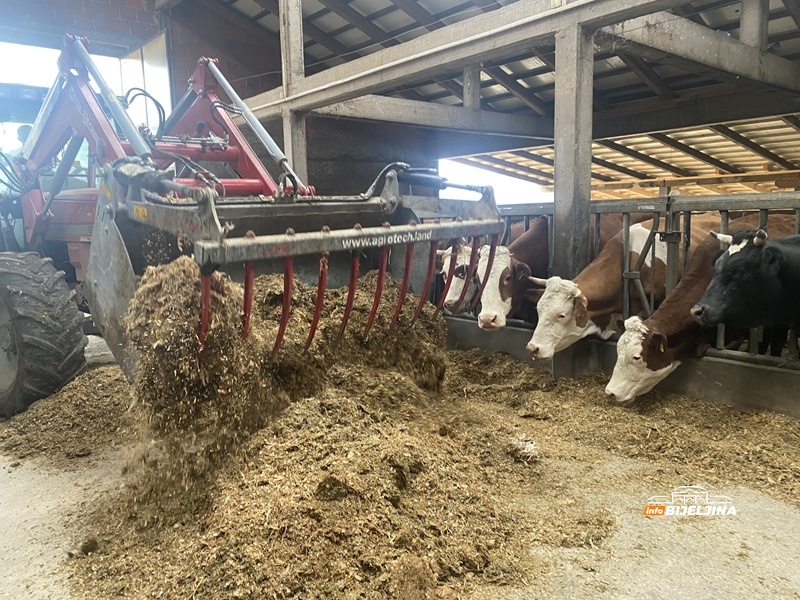Ristanovići iz Malešića kod Zvornika uložili u farmu više od pola miliona KM: Dnevno će proizvoditi 500 litara mlijeka (FOTO)