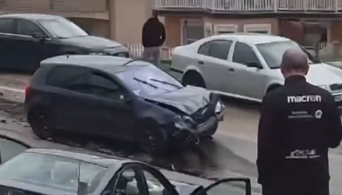 Tri osobe povrijeđene u lančanom sudaru na magistralnom putu Zvornik – Tuzla (FOTO)