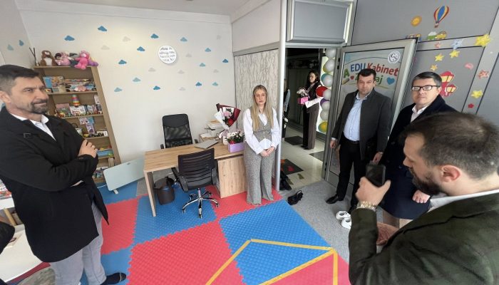 U Srebrenici otvoren EDU kabinet „Zagrljaj“: Novi prostor podrške za djecu i roditelje (VIDEO)