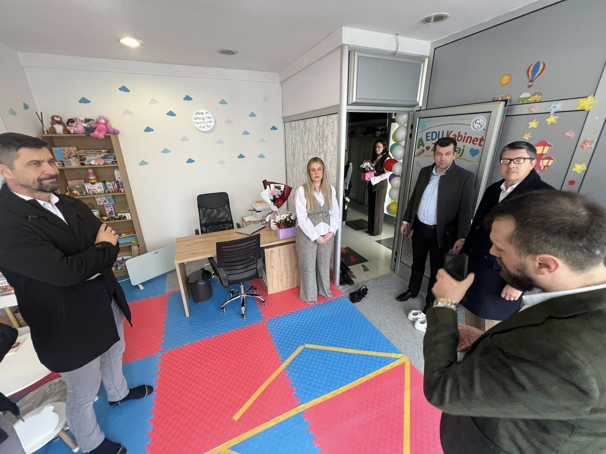 U Srebrenici otvoren EDU kabinet „Zagrljaj“: Novi prostor podrške za djecu i roditelje
