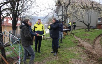 Poštovani, Prije svega da kažem da je meni i mojim prijateljima koji uređeujemo ovu stranicu bilo nemoguće doći do informacija i kontakta sa Tarikom. Najvažnije je da smo uspjeli plasirati se na Mundijal Takođe mi razumijemo sve što ste nam rekli i drago nam je da ste otvoreni za saradnju. Smatramo da stranica može biti kvalitetan kanal podrške i dodatne promocije našeg Tarika, posebno jer već ima aktivnu publiku. Mi možem0 od večeras biti Fan Page Tarik Muharemoviž, ukoliko nemate neki konkretniji prijedlog. Naša greška neće biti ponovljena. Otvoreni smo za vođenje stranice u koordinaciji s vašim timom, uz dogovor oko sadržaja i komunikacije, kako bi sve bilo usklađeno sa zvaničnim nastupom. Također, možemo razgovarati i o dugoročnijem modelu saradnje koji bi uključivao i određenu vrstu podrške ili kompenzacije.