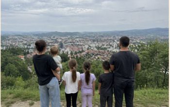 Vlada RS: Majkama četvoro i više djece dovoljno 750 KM