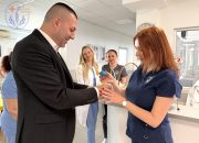 JZU BOLNICA ZVORNIK: DIREKTOR OBIŠAO PACIJENTE I ZAPOSLENE POVODOM VASKRSA