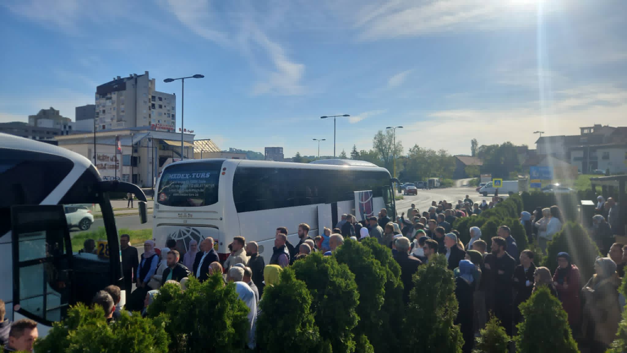 Ispraćene hadžije s područja Medžlisa IZ Zvornik i Muftiluka tuzlanskog