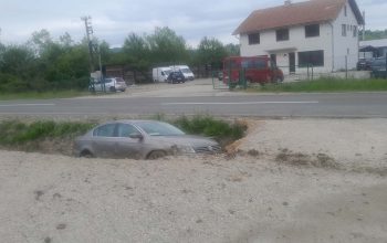 Jedno lice povrijeđeno u jutrošnjoj saobraćajnoj nezgodi u Glumini (FOTO)