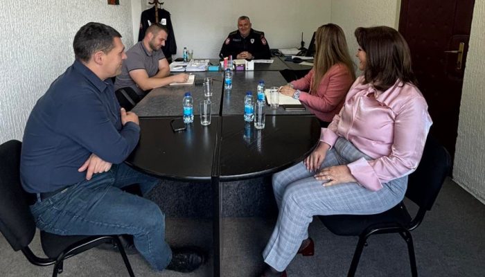 Policija i škole u Zvorniku dogovorili mjere za bezbjedne maturske proslave