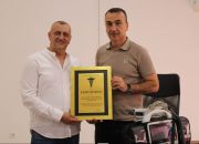 HO “Help Others-Pomozi drugima” donirala novi defibrilator Domu zdravlja Teočak