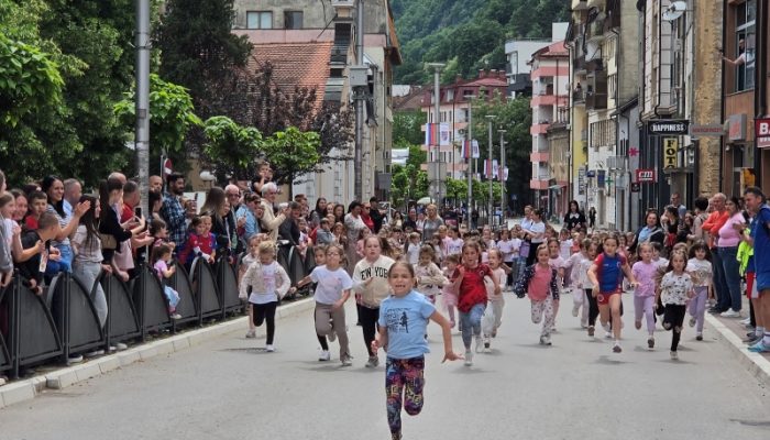 Održana deseta jubilarna ulična trka kroz Zvornik