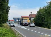 Jedno lice povrijeđeno u sudaru motocikla i automobila, prevezeno u JZU Bolnica Zvornik