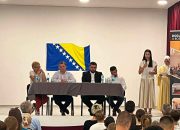 Humanitarni fond ”Atlanta” danas uručio ugovore za 114 stipendija učenicima osnovnih i srednjih škola te studente iz Podrinja i TK-a (FOTO)