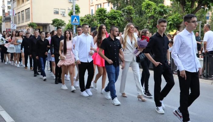 Večeras privremena obustava saobraćaja u centru Zvornika zbog male mature