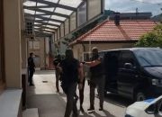 Prijedlog Okužnog tužilaštva u Bijeljini za određivanje pritvora i mjera zabrane osumnjičenim i uhapšenim u akciji ”Pelikan” na području Zvornika i Bijeljine