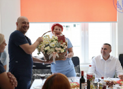 Nakon 42 godine rada u porodilištu: U penziju ispraćena omiljena babica Đuka Tokanović
