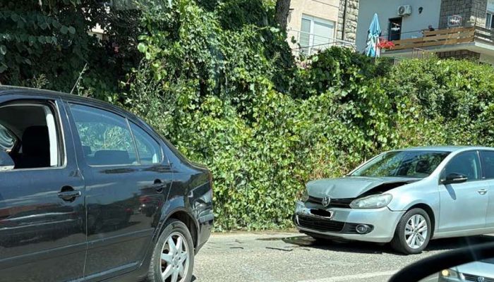 U Meterizama sudar dva vozila, kilometarske kolone zbog usporenog saobraćaja