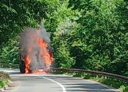 Vatra progutala vozilo na Crnom Vrhu (FOTO)