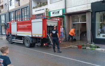 Nevrijeme pogodilo Zvornik: Poplavljene ulice i objekti, aktivirana klizišta na dvije lokacije (FOTO)