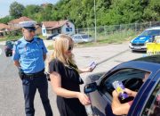 Na Graničnom prelazu Šepak sprovedena preventivna akcija „Putuj bezbjedno na odmor“