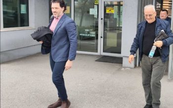 Zaštićeni svjedok govorio o strijeljanju zarobljenika na obali Drine u Kozluku: Vidio neke od optuženih kako pucaju u zarobljenike