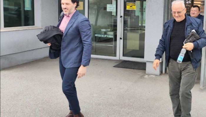Zaštićeni svjedok govorio o strijeljanju zarobljenika na obali Drine u Kozluku: Vidio neke od optuženih kako pucaju u zarobljenike