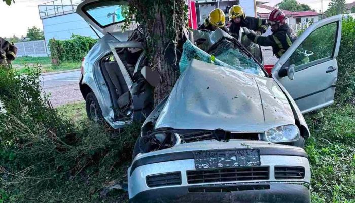 Tuga u Loznici: U saobraćajnoj nesreći dvije osobe izgubile život
