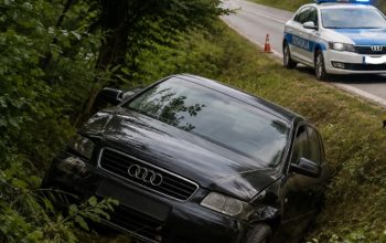 Dvije osobe povrijeđene nakon slijetanja Audija s kolovoza u mjestu Lupe kod Zvornika