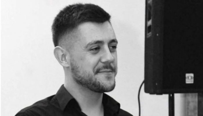 U teškoj saobraćajnoj nesreći između Zvornika i Vlasenice poginuo 22-godišnji muzičar Slaven Ilić