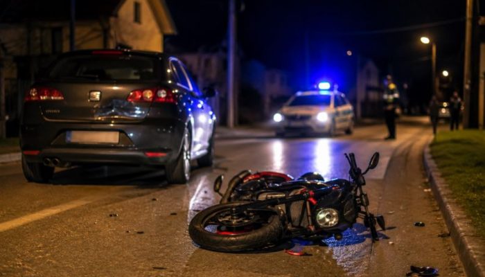 Sudar automobila i motocikla, dvije osobe završile u zvorničkoj bolnici