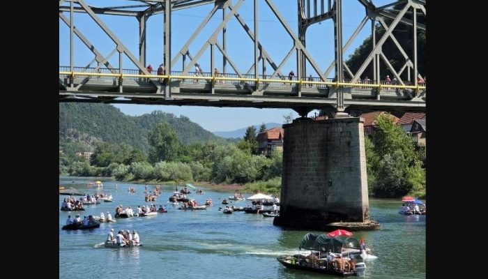 Osamnaesta Drinska regata okupila stotine učesnika (FOTO)
