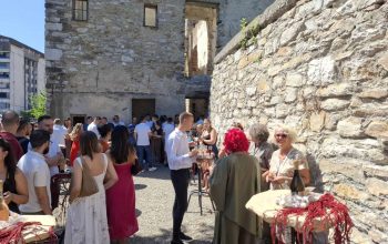 Počelo 25. „Zvorničko ljeto“: Andraševa vila otvorila vrata posjetiocima (FOTO)