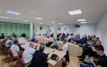 Skupom aktivista Koalicije za državu počela predizborna kampanja u Zvorniku (FOTO)