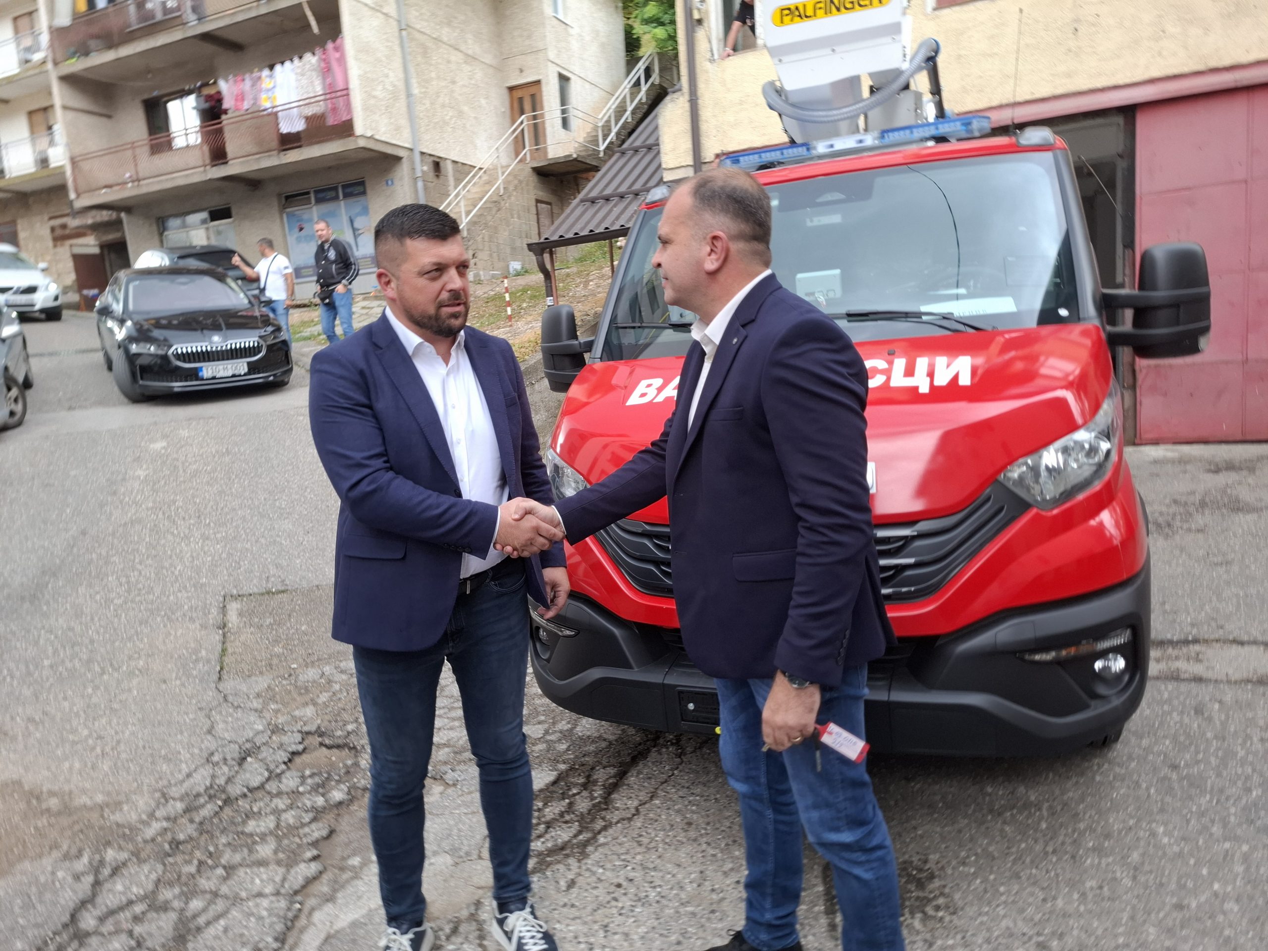 Zvornički vatrogasci dobili novo multifunkcionalno vozilo (FOTO)