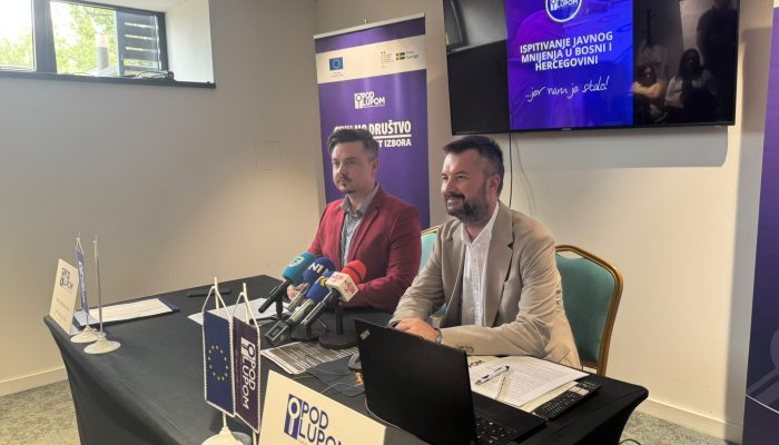 Istraživanje Pod lupom: Građani misle da izbori nisu slobodni i pošteni – ali većina podržava nove izborne tehnologije i izlazi na naredne izbore
