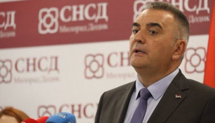 Minić: Osnovcima po 100 KM, srednjoškolcima i studentima po 150 KM