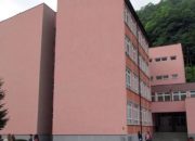 Nošenje fudbalskog dresa, uključujući i BiH, zabranjeno u školi u Srebrenici, učenicima prijete i smanjenjem vladanja